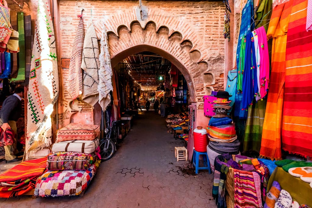 Why Morocco’s Souks Are a Must-Visit with Local Guides 10 Morocco local tours - Marrakech souk with Guidzapp guide