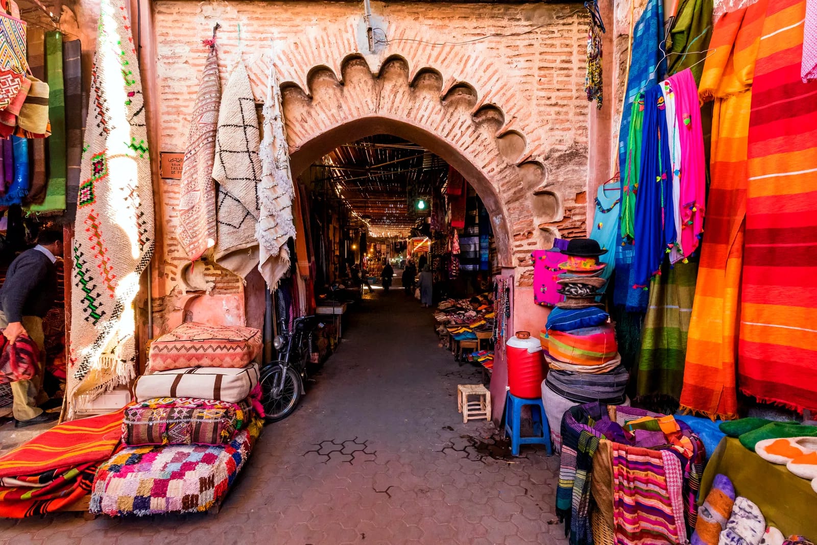 Morocco local tours - Marrakech souk with Tourista app guide